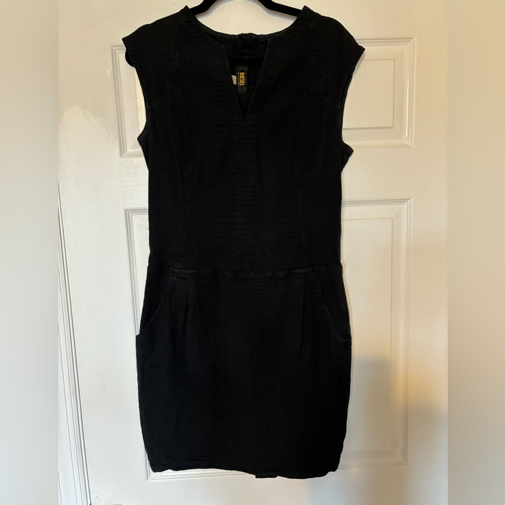 Diesel Textured black dress- lots of stretch size large